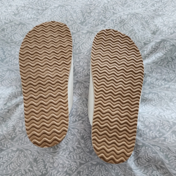 NEW! Steve Madden Women's Cape White Leather Sandals, Size 11 - Picture 9 of 9